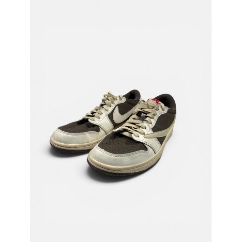 Travis Scott x Air Jordan 1 Low OG “Mocha”